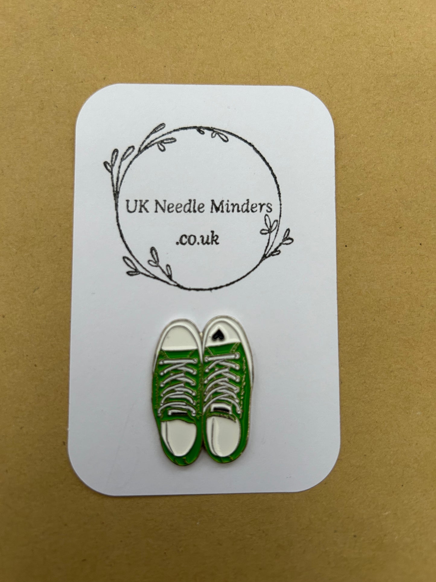 Converse Love enamel needle minder