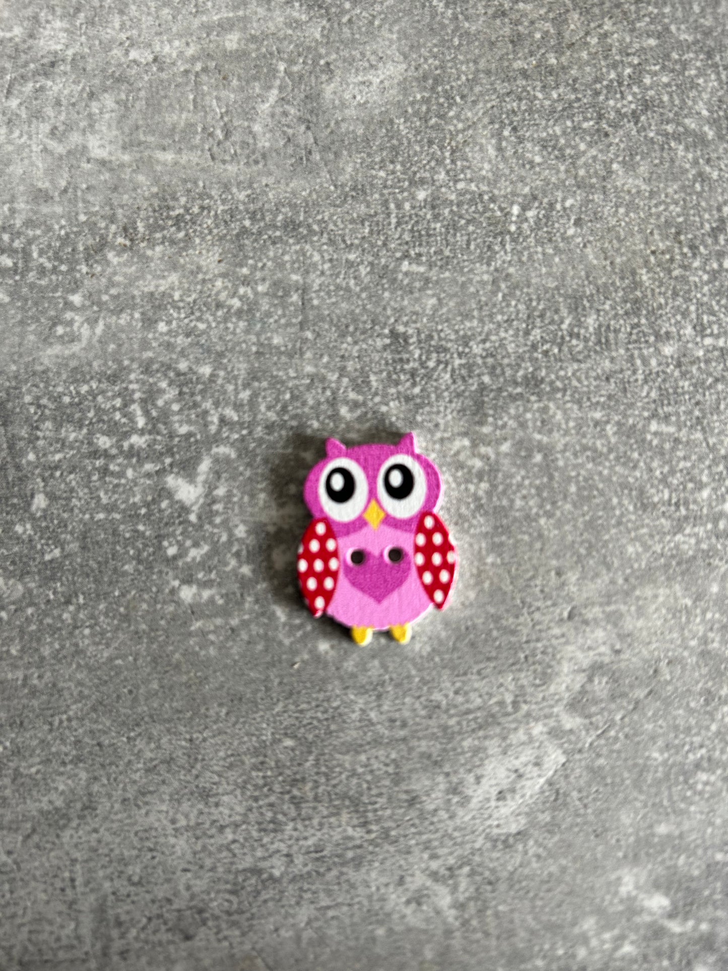 Wooden Owl needle minder