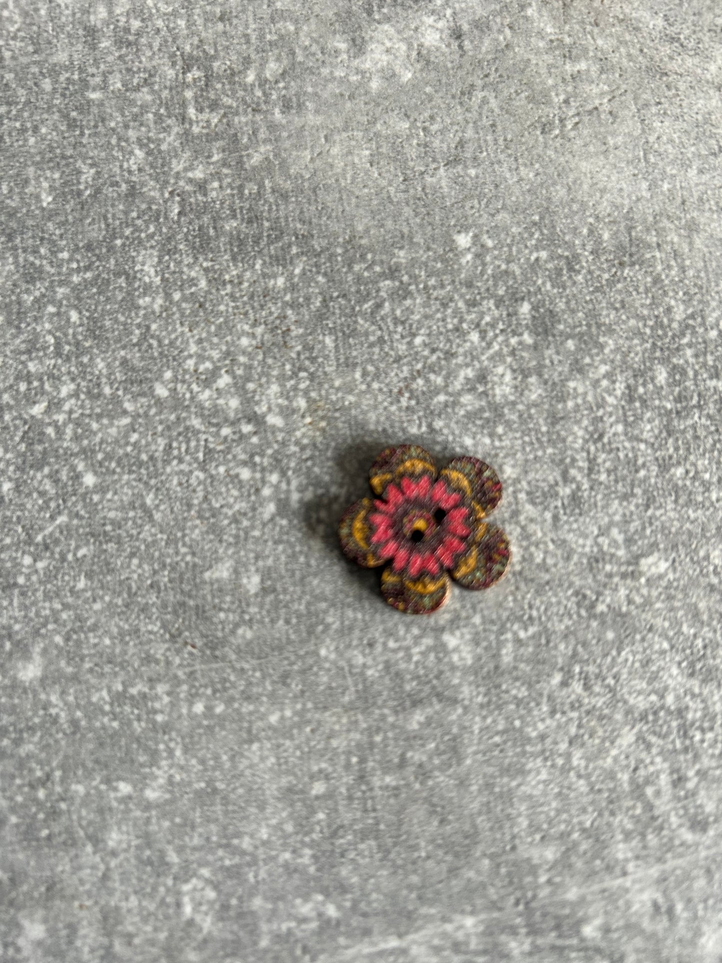 Wooden Flower needle minder