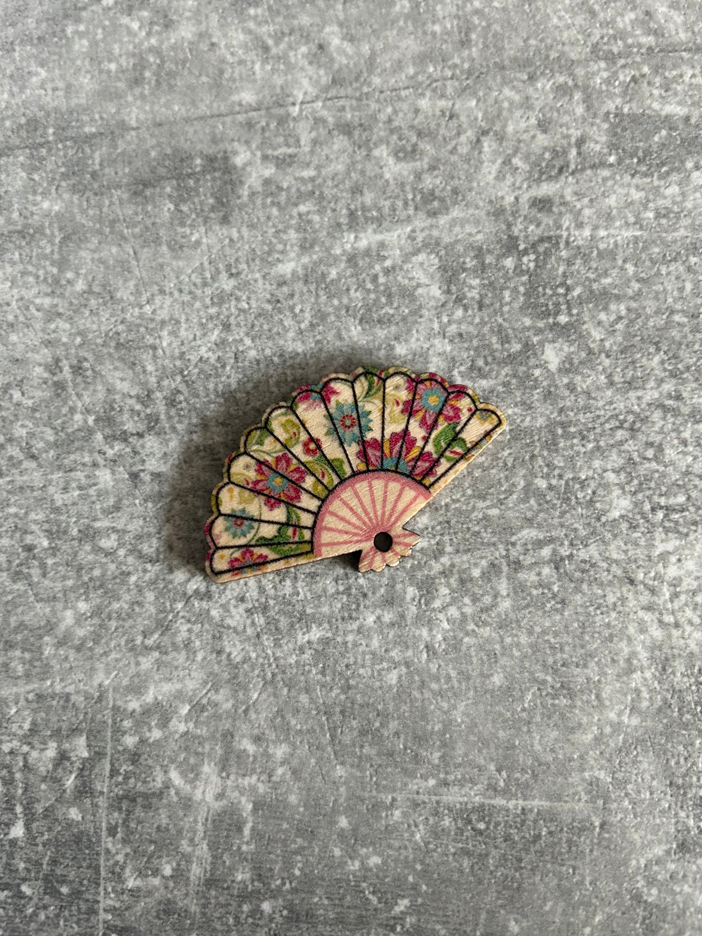 Wooden Fan needle minder
