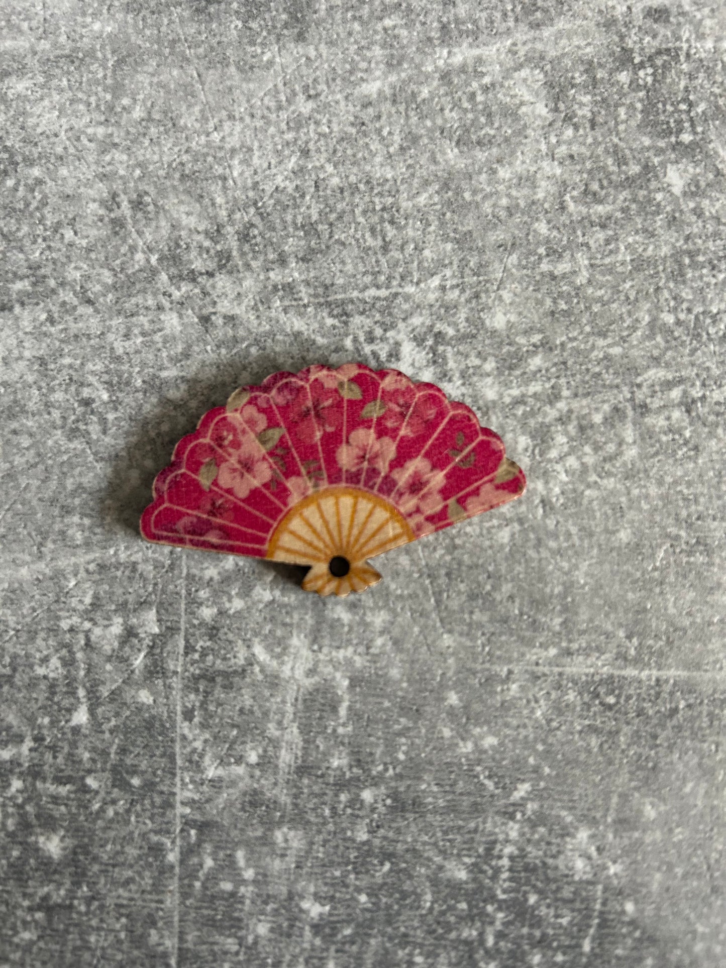 Wooden Fan needle minder