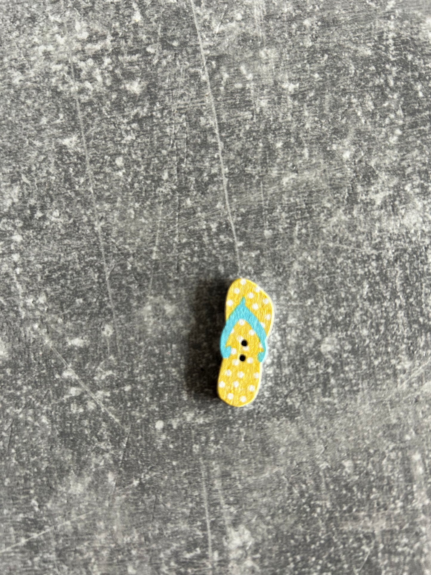 Wooden Summer Flip Flop needle minder