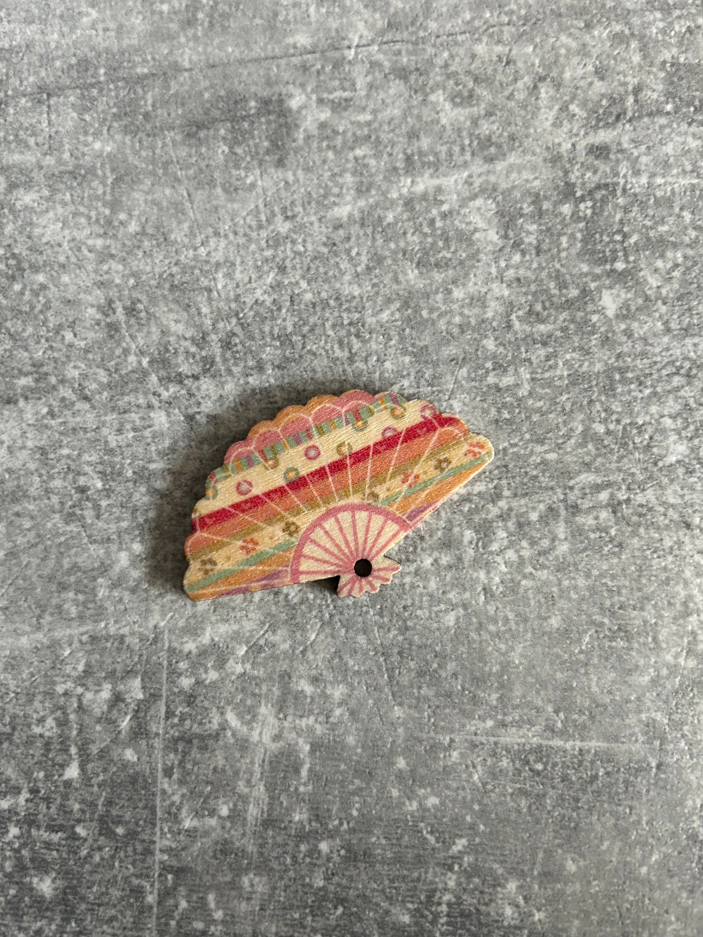 Wooden Fan needle minder