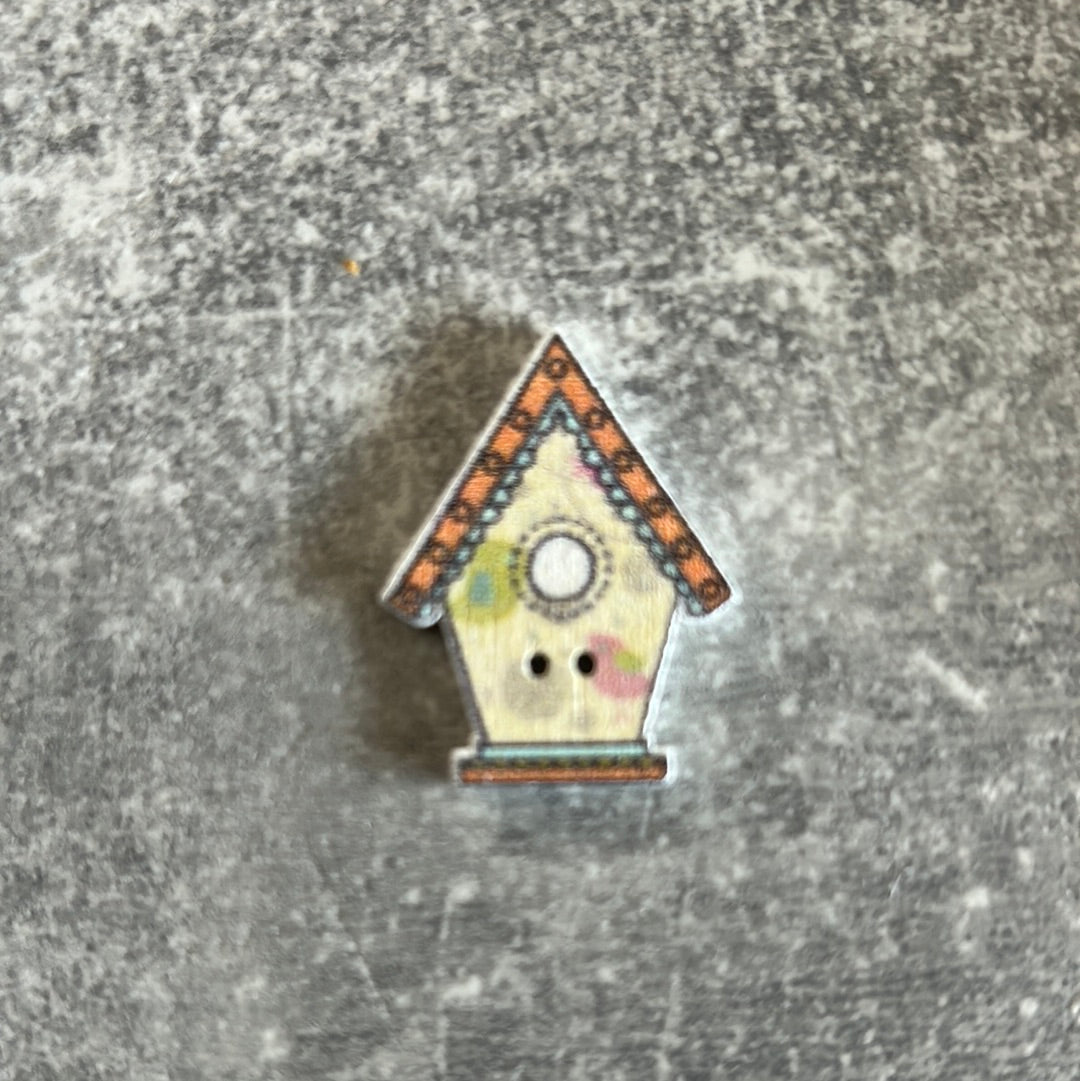 Wooden Birdhouse needle minder