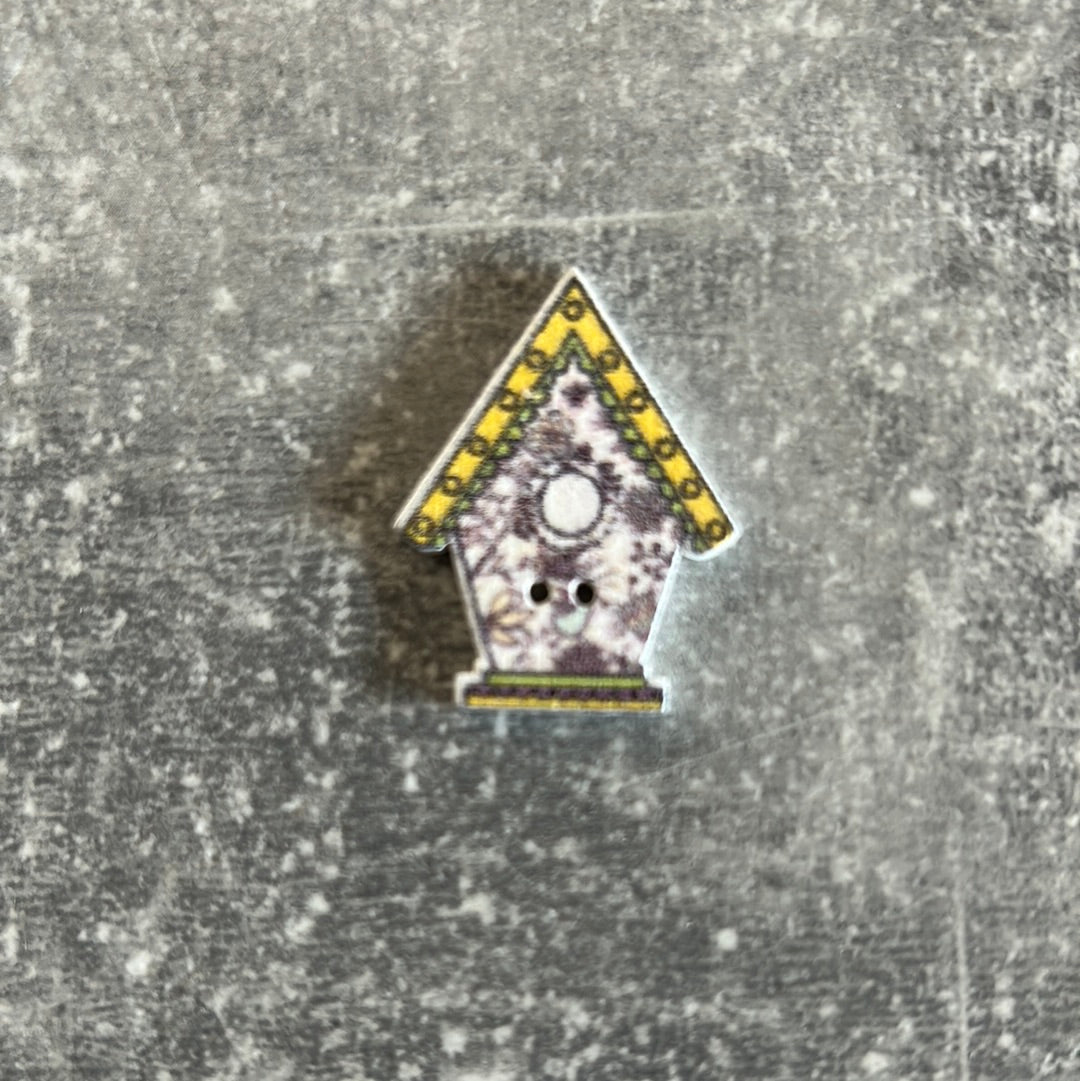 Wooden Birdhouse needle minder
