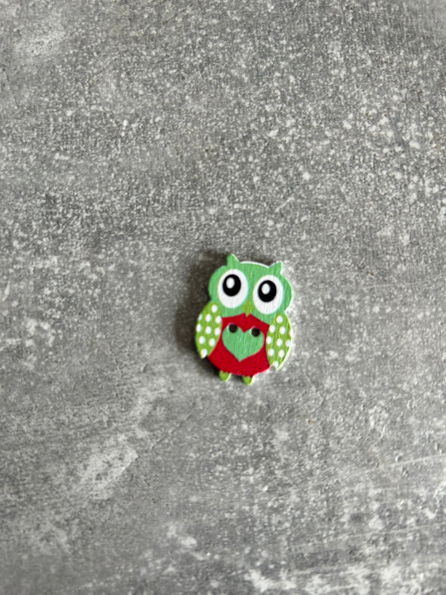 Wooden Owl needle minder