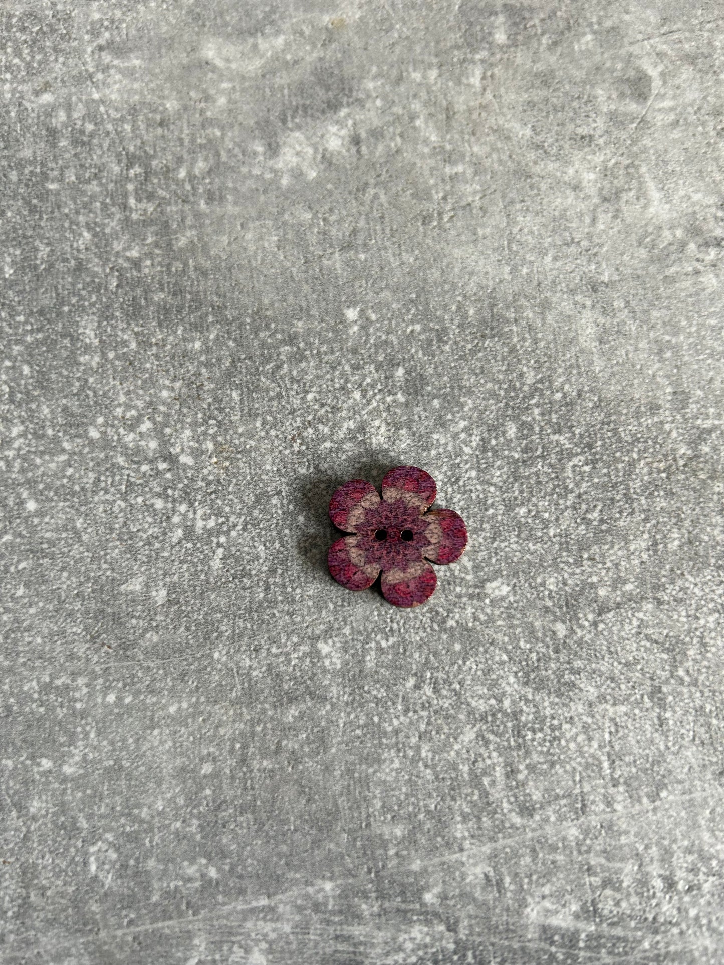 Wooden Flower needle minder