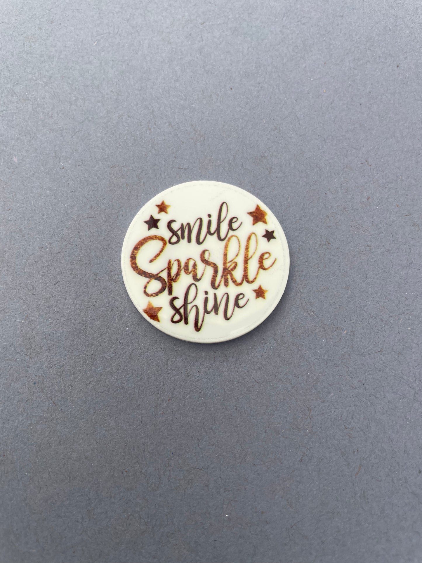 Smile, Sparkle, Shine needle minder