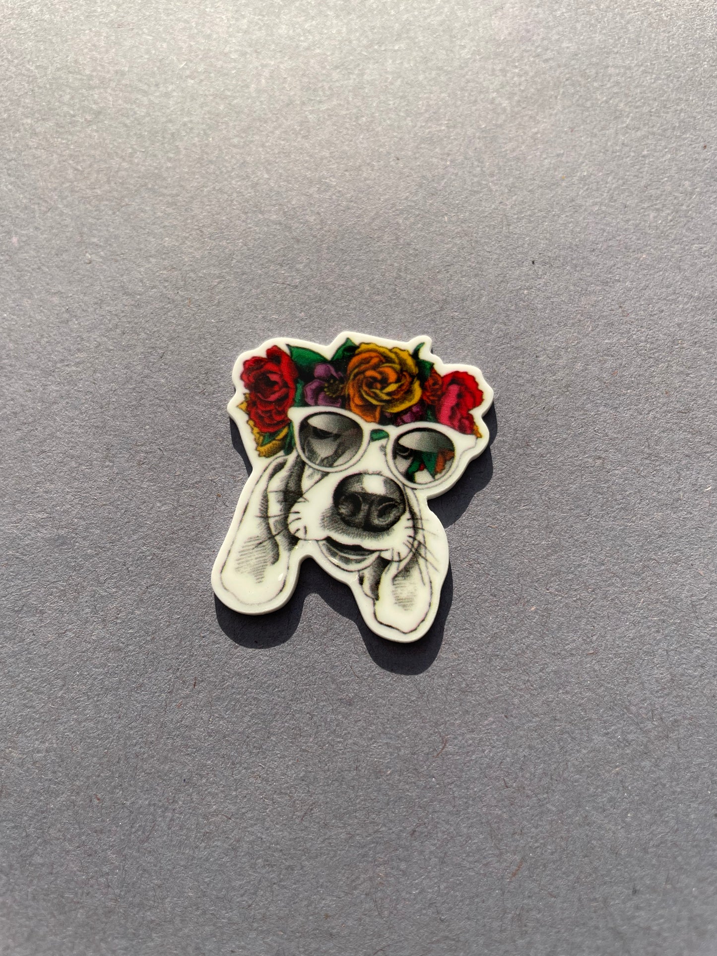 Dog With Rose Crown needle minder