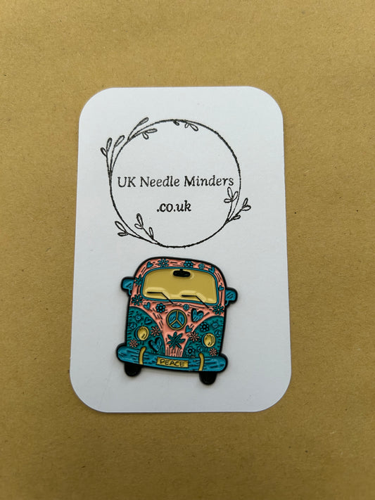 Camper Van enamel needle minder