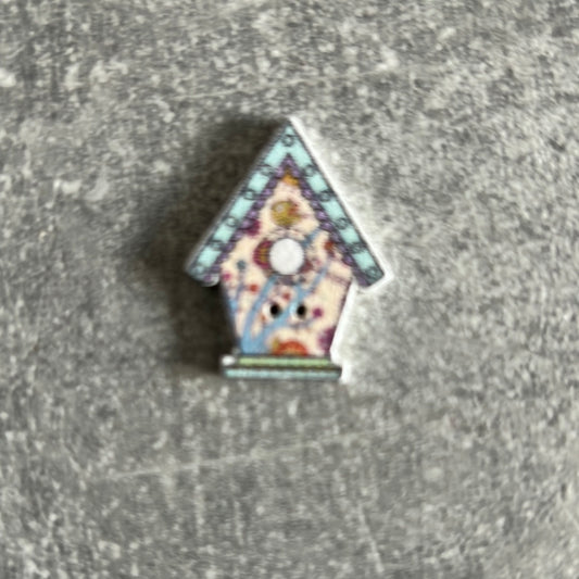 Wooden Birdhouse needle minder