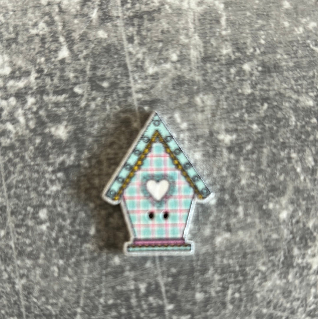 Wooden Birdhouse needle minder
