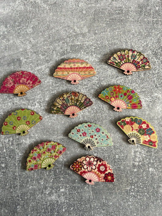 Wooden Fan needle minder