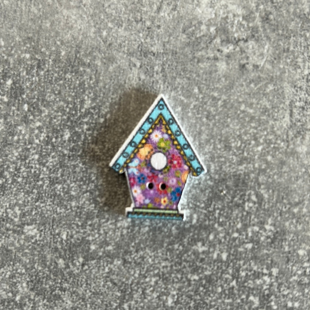 Wooden Birdhouse needle minder
