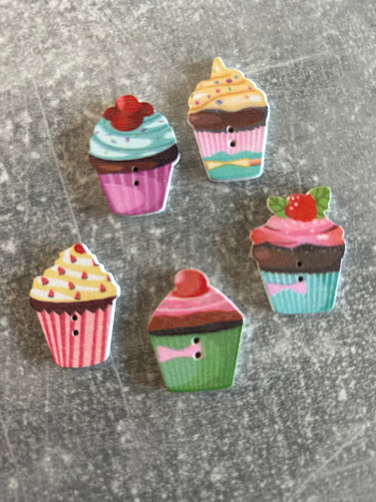 Wooden Cupcake needle minder
