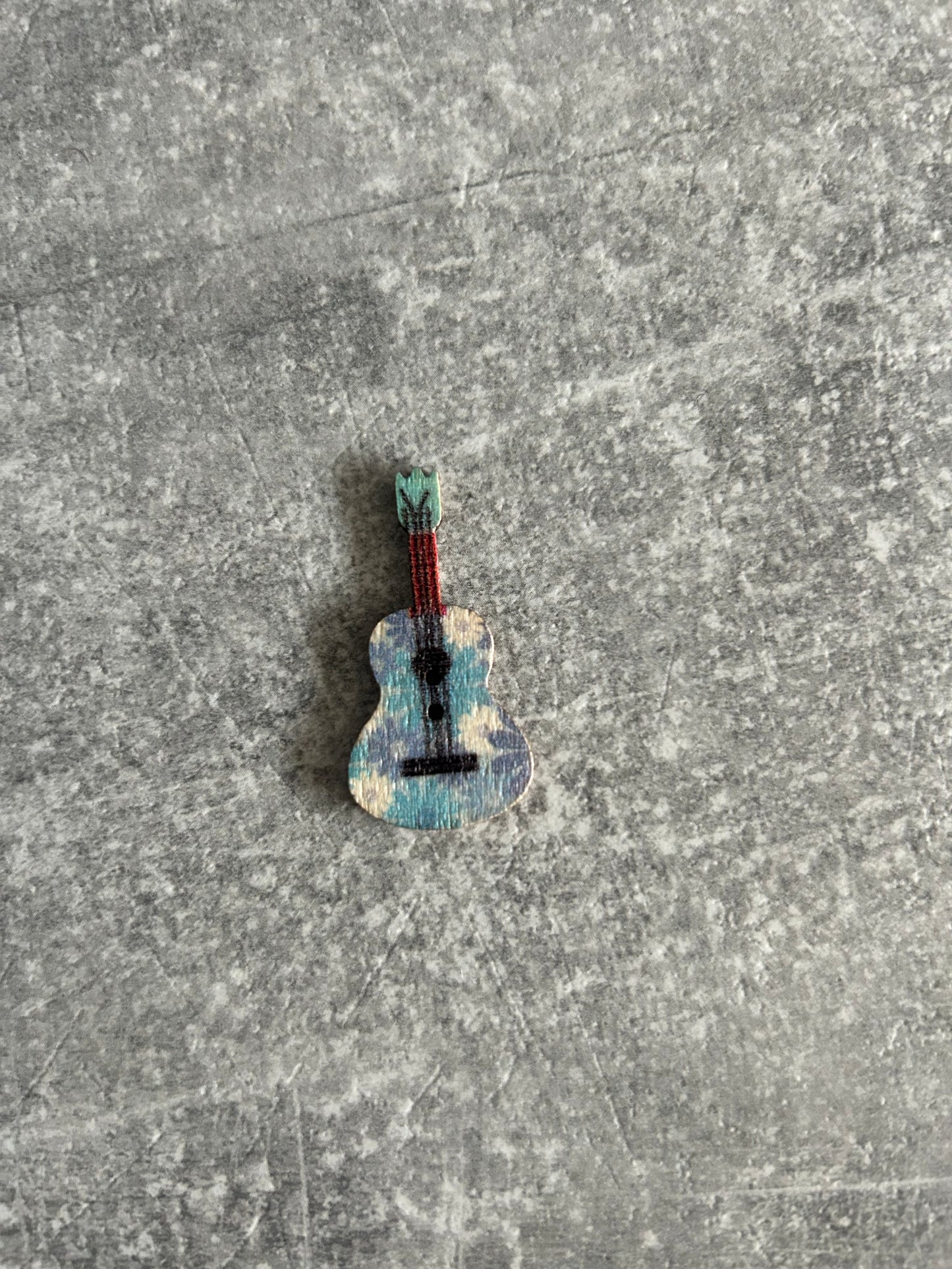 Wooden Guitar needle minder