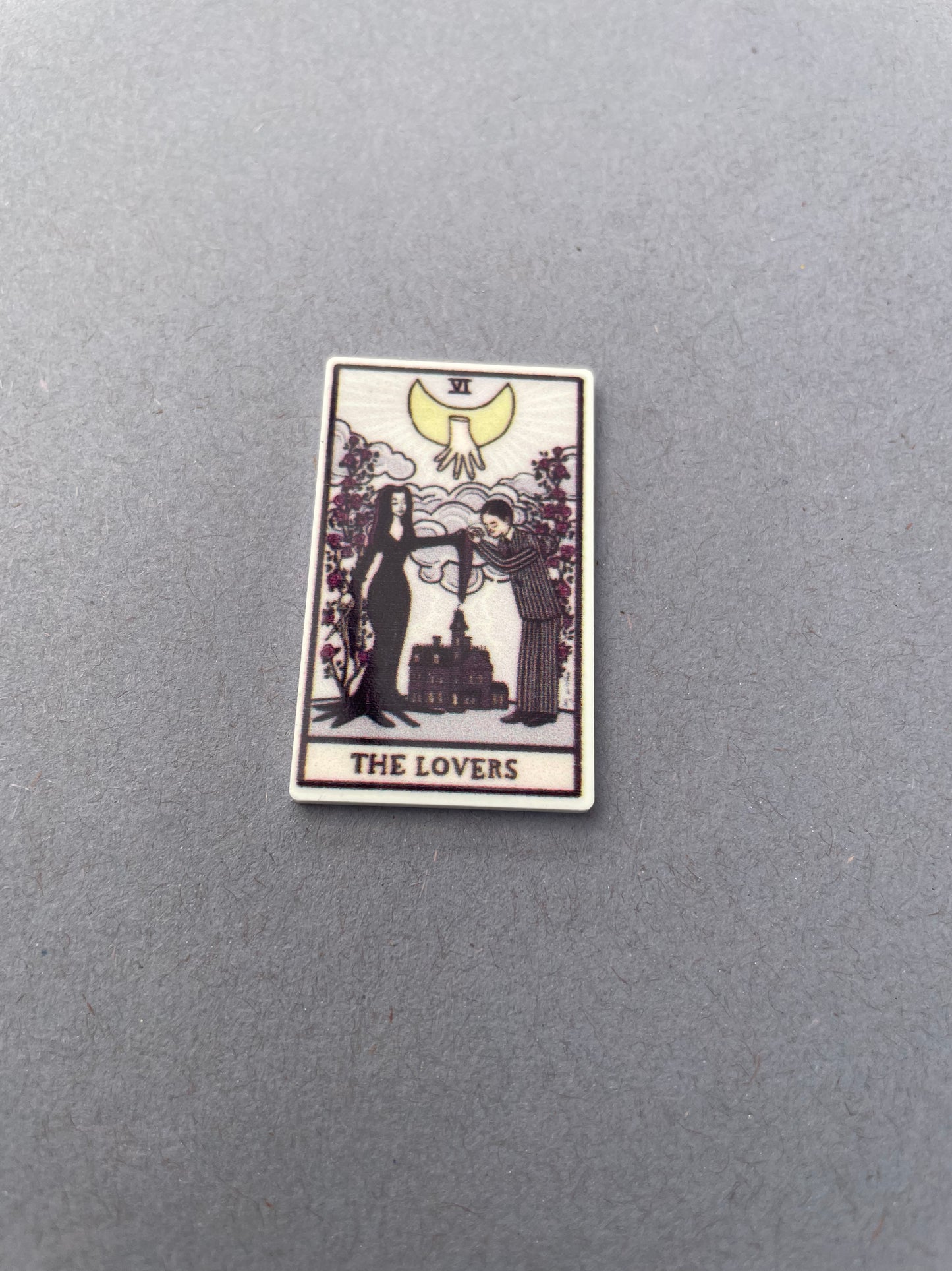 Addams Family The Lovers Tarot needle minder